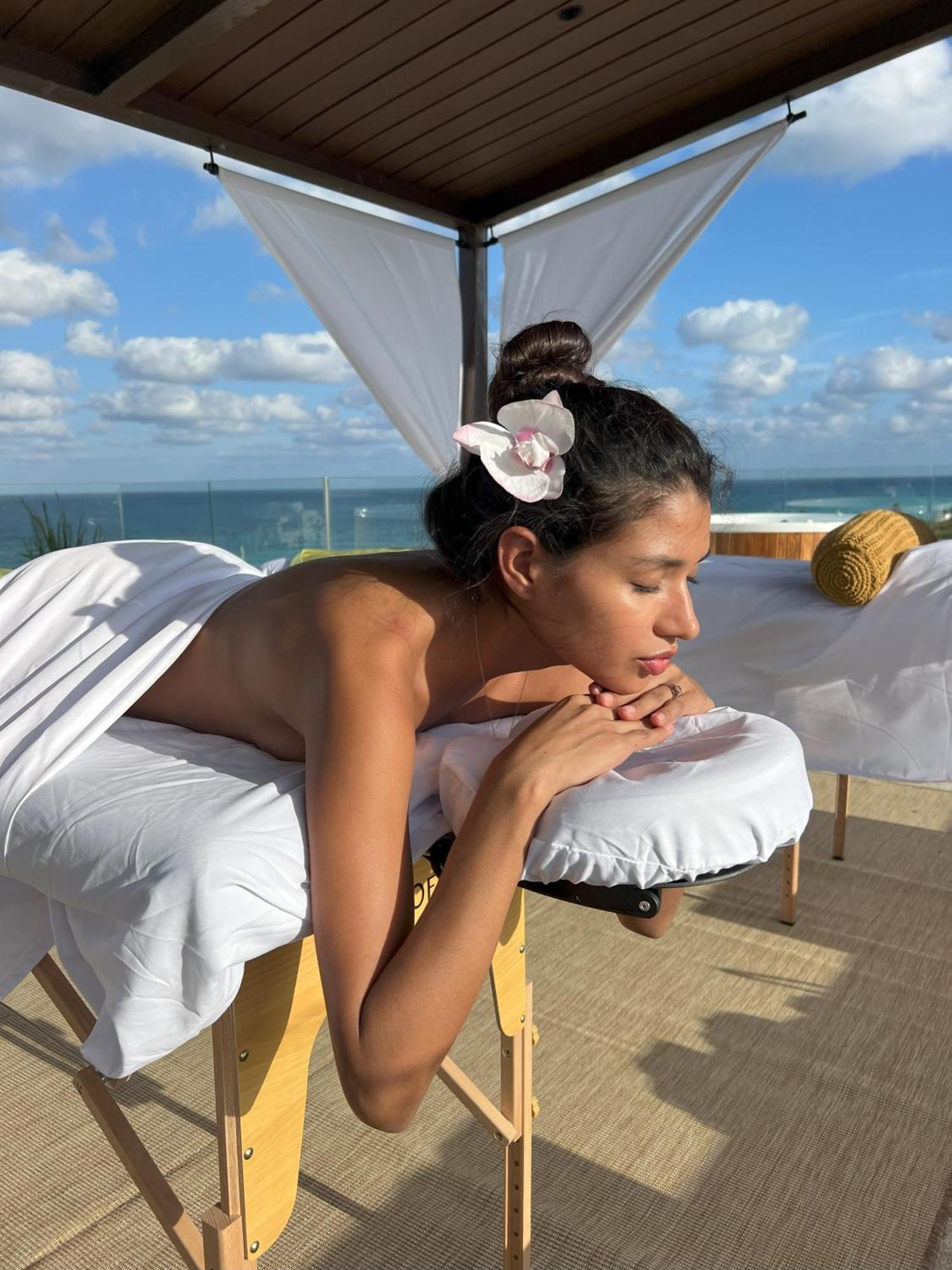 Azulea Isla Mujeres Hotel Buitenkant foto